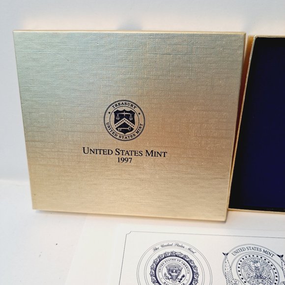 United States Mint 1997 Holiday Ornament Eagle and Flag The Washington Quarter - Picture 5 of 6